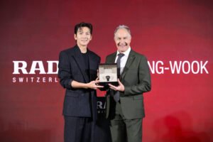 Exklusive Uhrenpremiere: Ji Chang-wook präsentiert sein Ko-Kreationsmodell in Bangkok