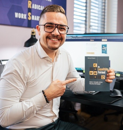 Buchpremiere: Die Loyalitätsformel – Mehr Umsatz ohne Neukundenjagd Kundenbindung statt Kaltakquise: Wie echte Beziehungspflege statt KI-Magie Firmen profitabler macht